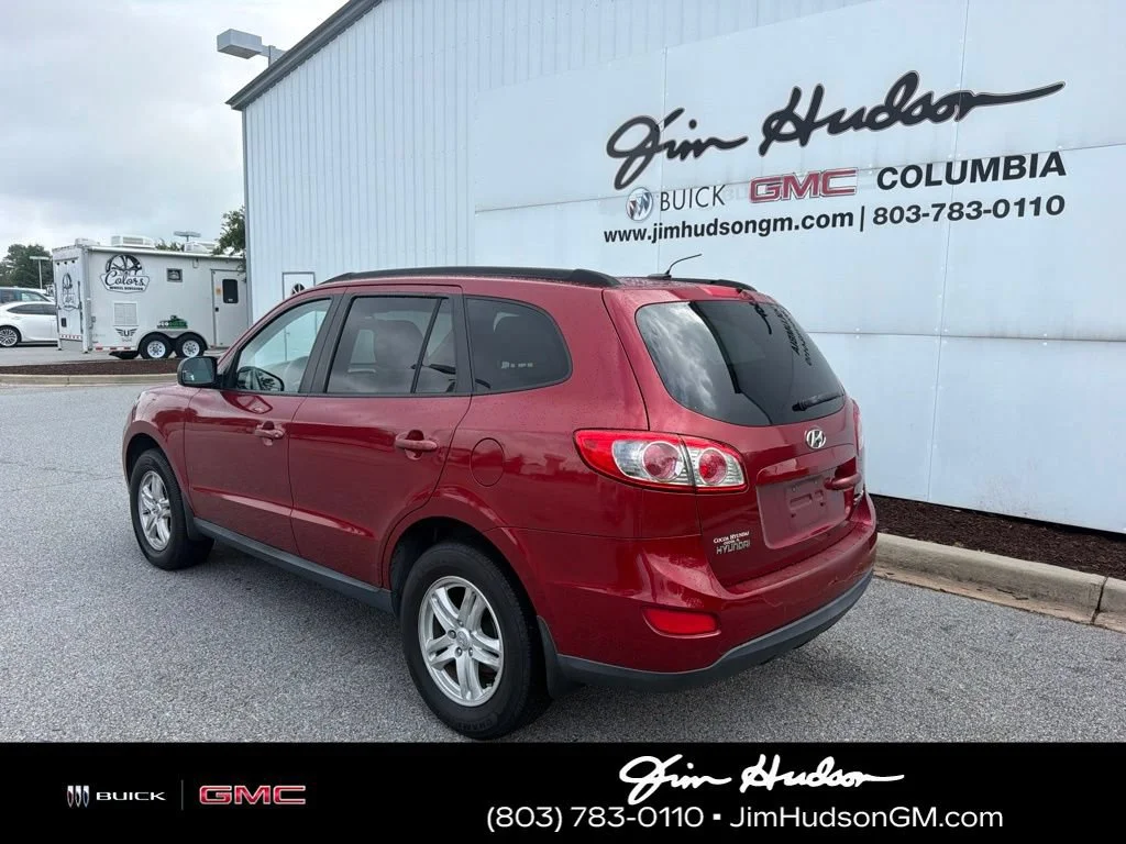 Used 2010 Red Hyundai GLS image 3