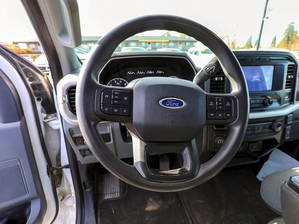 Used 2021 Oxford White Ford XLT image 15
