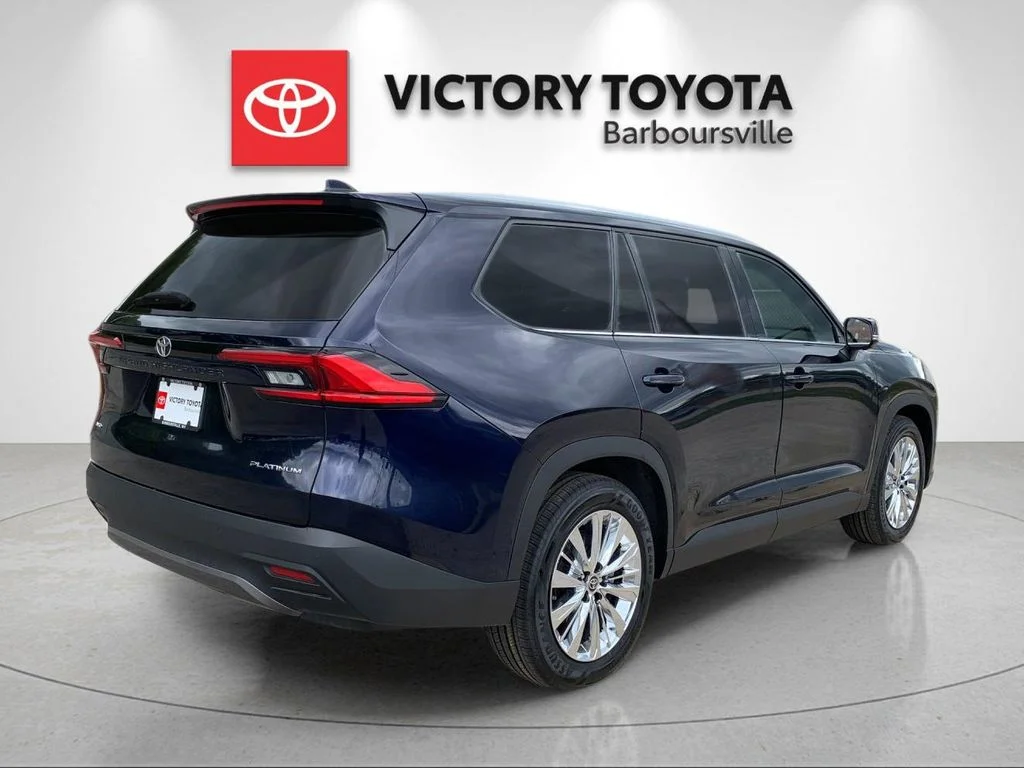 Used 2024  Toyota Platinum image 7