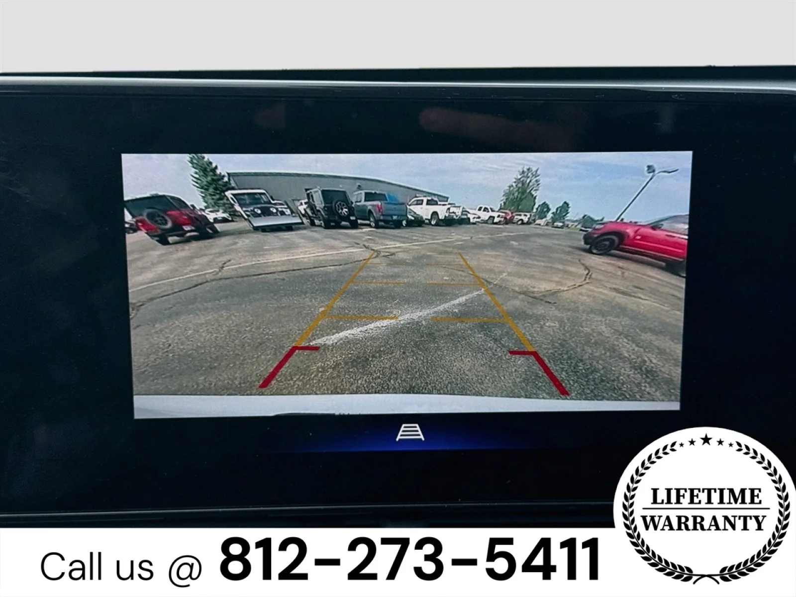 Used 2025 WHITE Chevrolet LT image 13