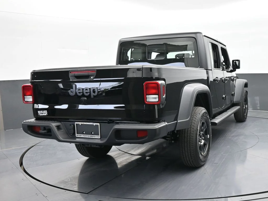 New 2026 Black Clear-Coat Exterior Paint Jeep Sport image 5