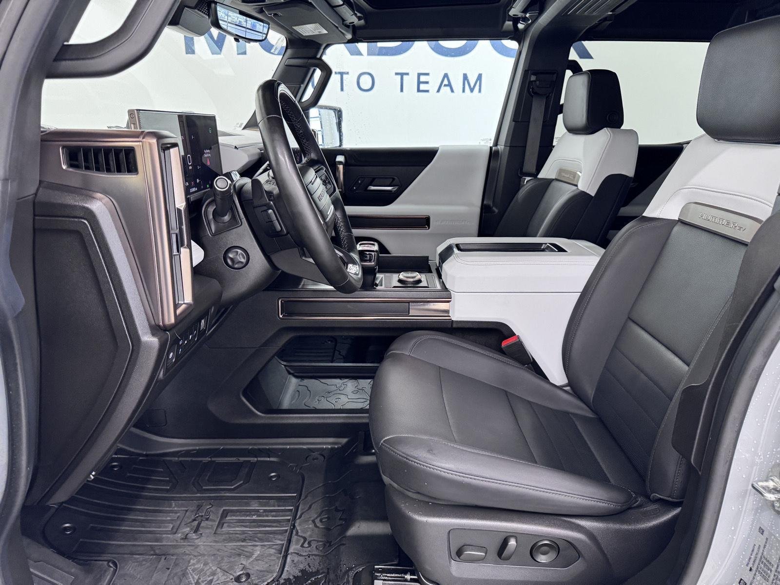 2024 GMC HUMMER EV 2X - Photo 26