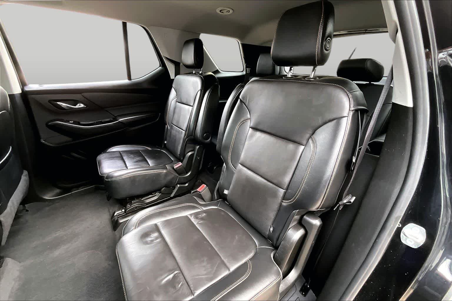 Used 2018 Mosaic Black Metallic Chevrolet LT Leather image 20