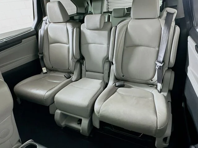 Pre-Owned 2018 Honda Odyssey EX-L
