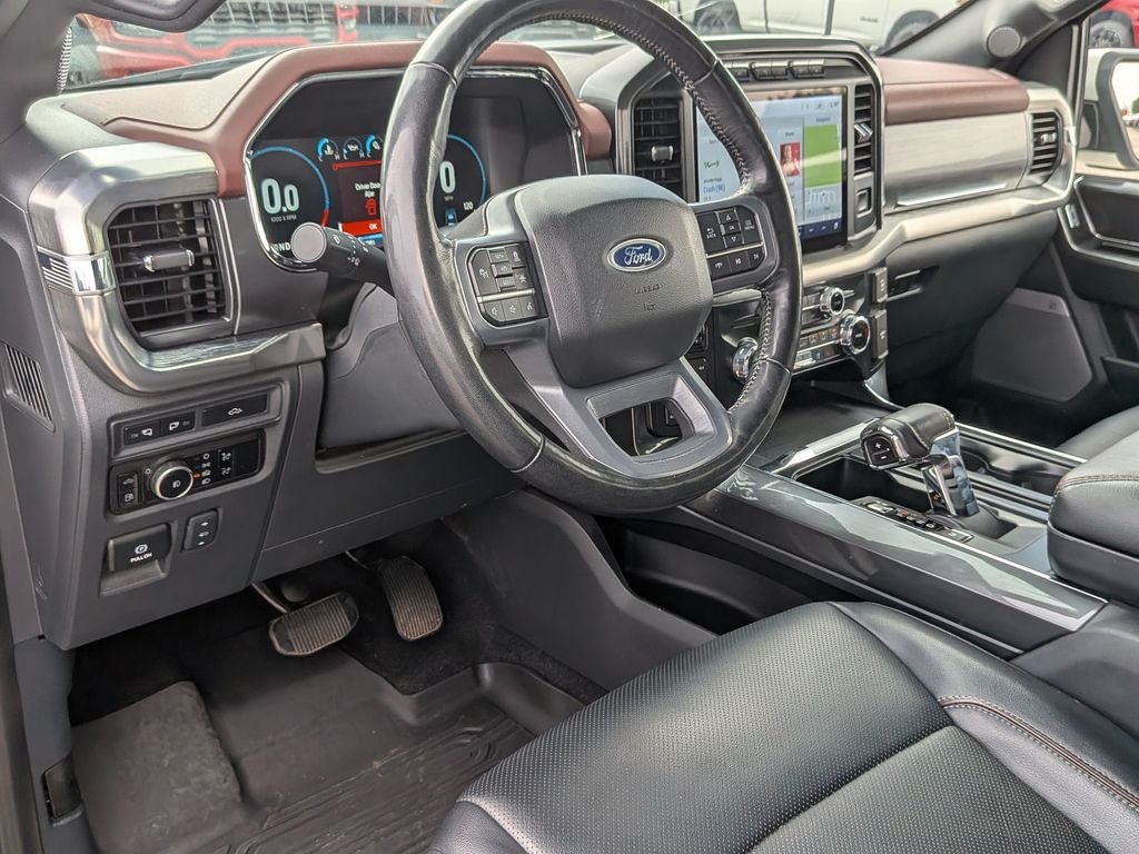 Used 2023 White Ford Lariat image 34