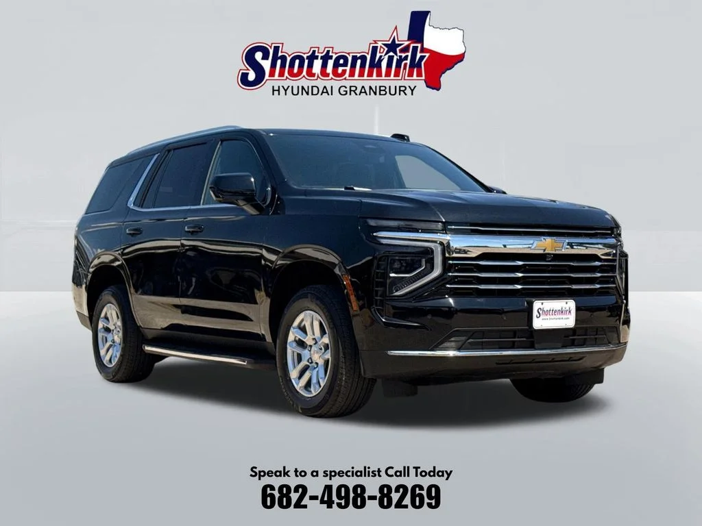 Used 2025 Black Chevrolet LT image 3