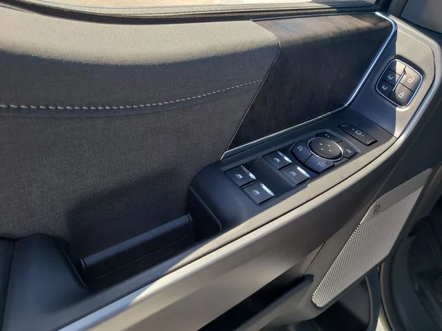 New 2026 White Metallic Ford Lariat image 18