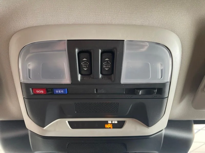 New 2026 CRYSTAL WHITE PEARL Subaru Premium image 33