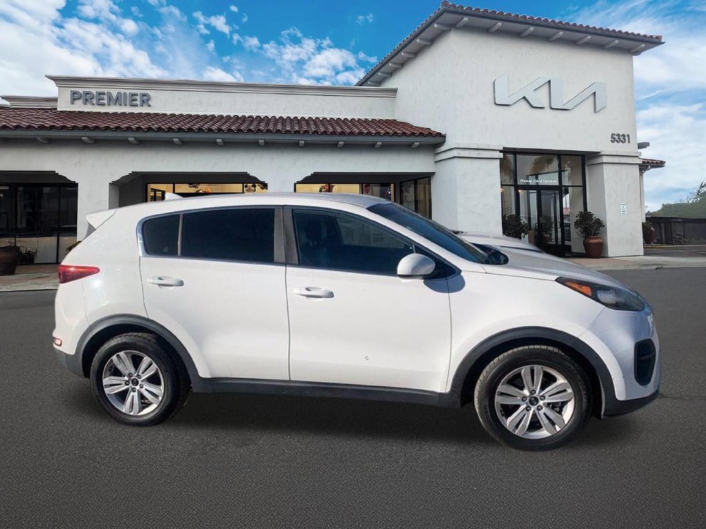 Used 2019 White Kia LX image 5