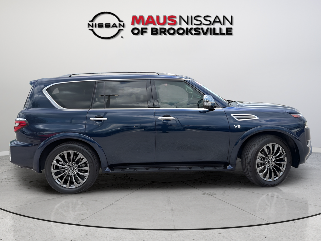 Used 2021 Blue Nissan Platinum image 9