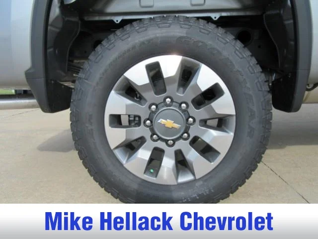 2026 Chevrolet Silverado 2500 HD Custom - Photo 9