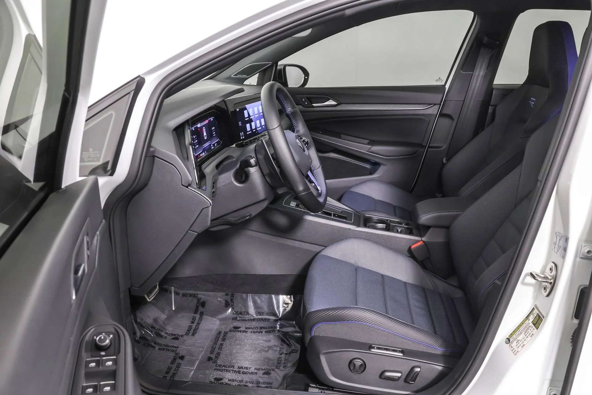 Used 2022 White Volkswagen NA image 5