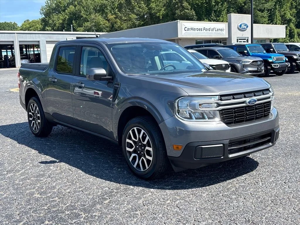 2023 Ford Maverick Lariat AWD's photo
