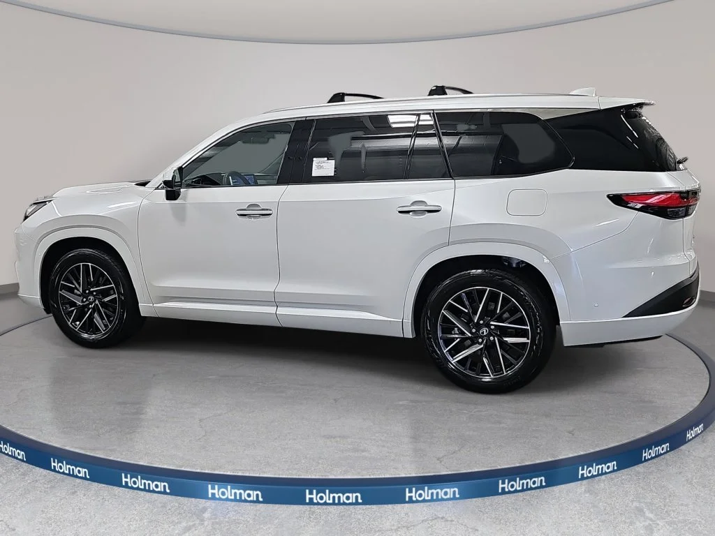 New 2026 Wind Chill Pearl Lexus PREMIUM AWD image 8