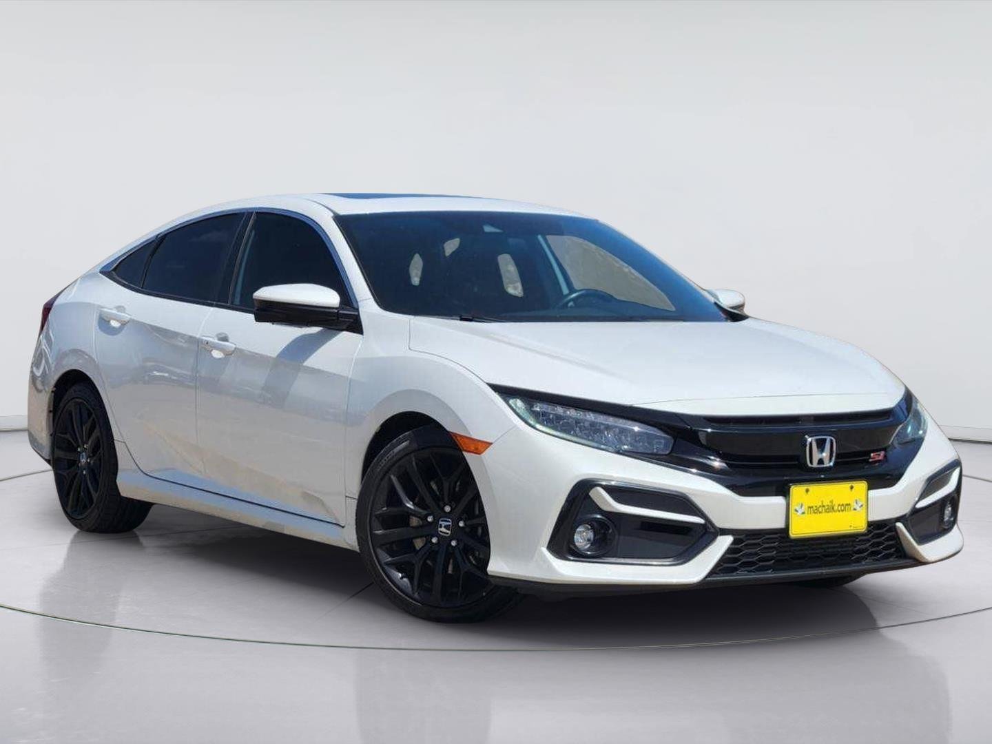 Certified Used 2020 Platinum White Pearl Honda SI image 1