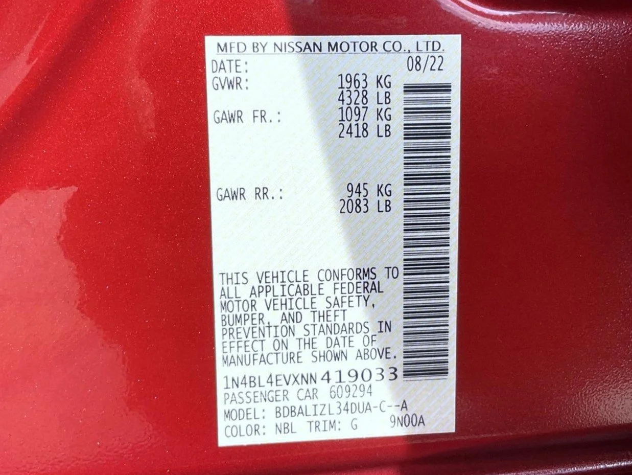 Used 2022 Red Nissan 2.5 SL image 26
