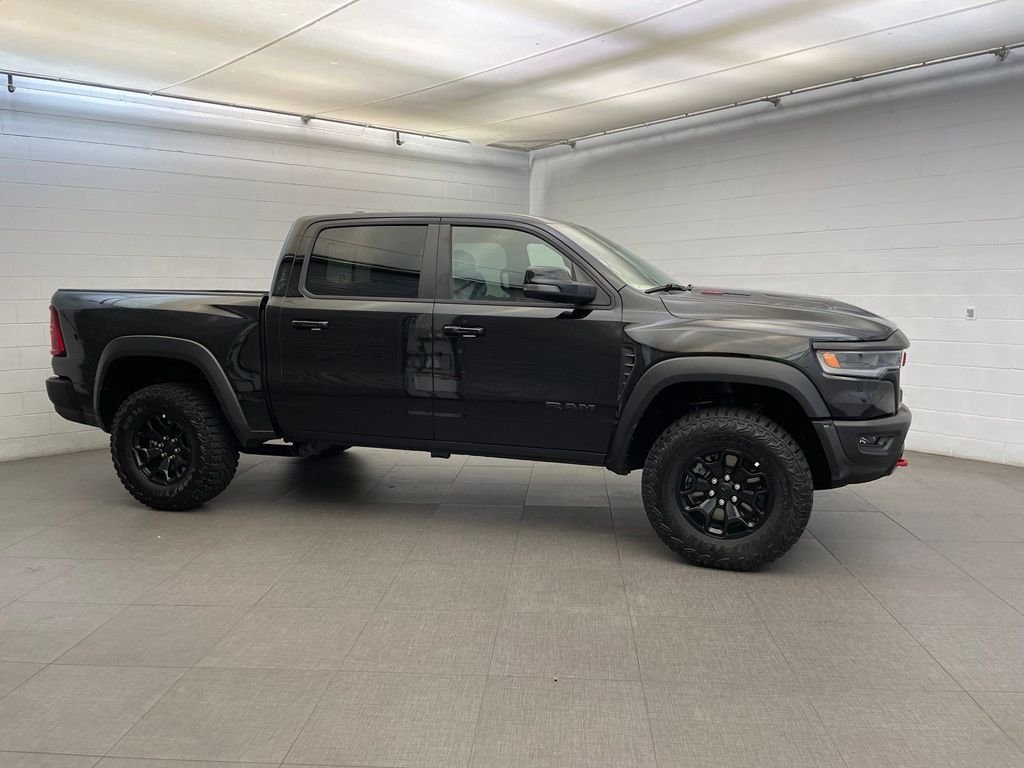New 2027 Diamond Black Crystal Pearl-Coat Exterior Paint RAM TRX image 2