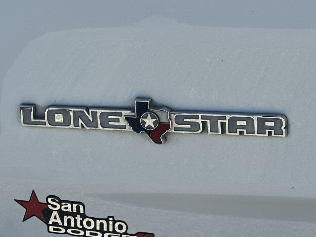 Used 2023 White Ram Big Horn/Lone Star image 46