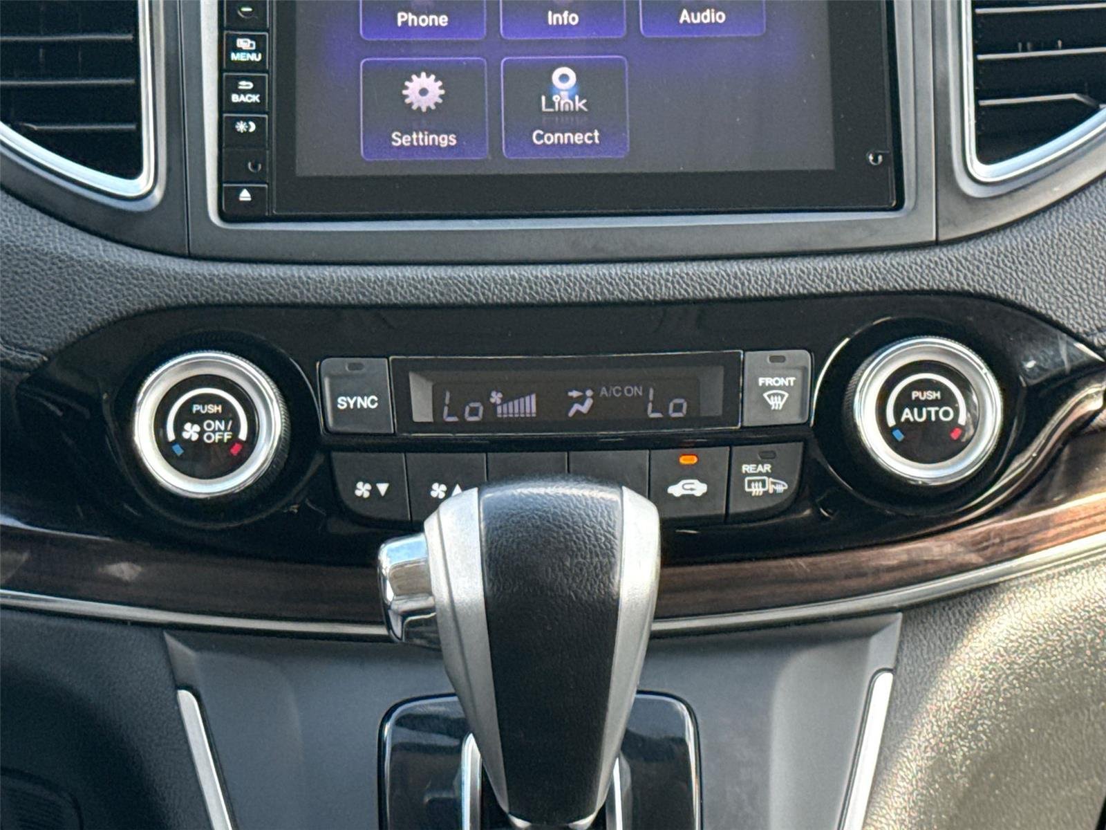 Used 2015 Alabaster Silver Metallic Honda EX-L image 29