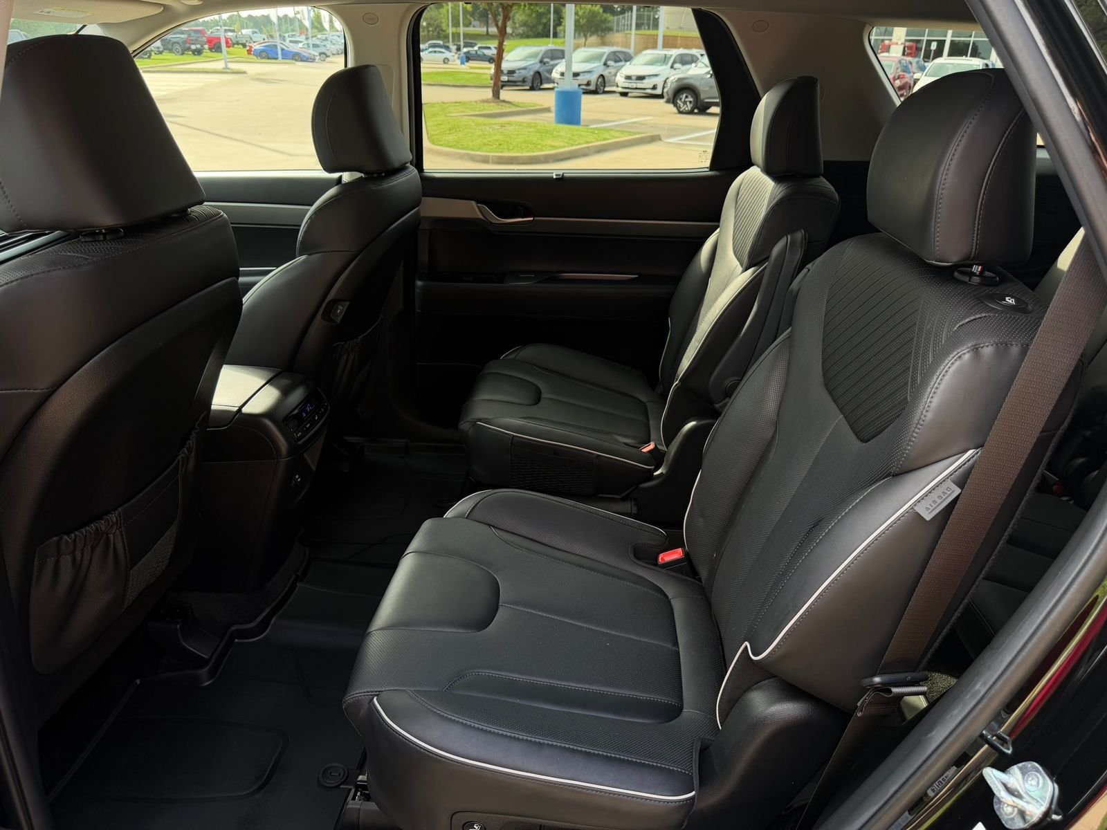 Used 2025 Abyss Black Pearl Hyundai XRT image 27