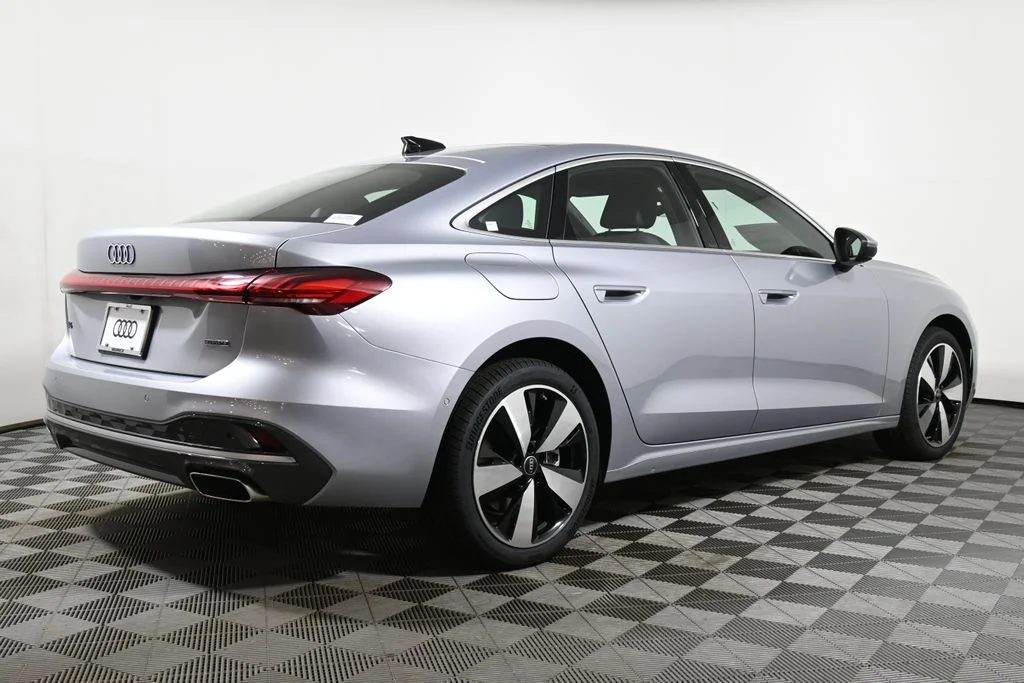 Used 2025 Silver Audi 2.0T Premium Plus image 7