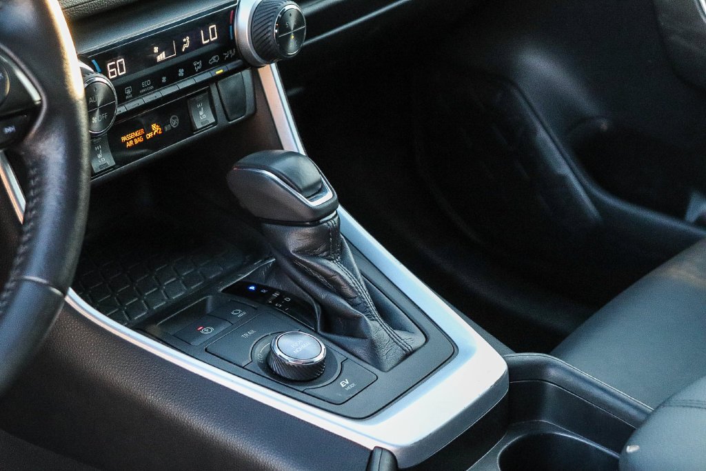 Used 2021 Midnight Black Metallic Toyota XSE image 23