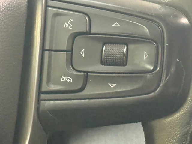 Used 2020 Onyx Black GMC AT4 image 18