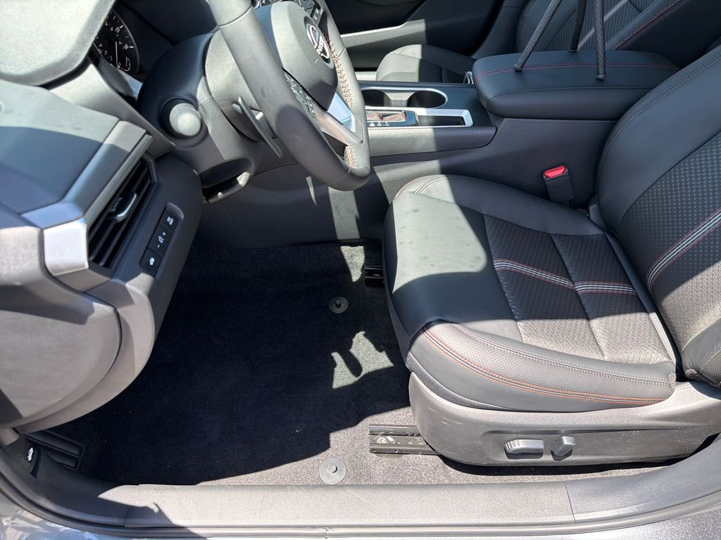 New 2026 Gray Nissan 2.5 SR image 18