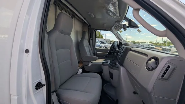 New 2027 Oxford White Ford E-450 DRW image 12