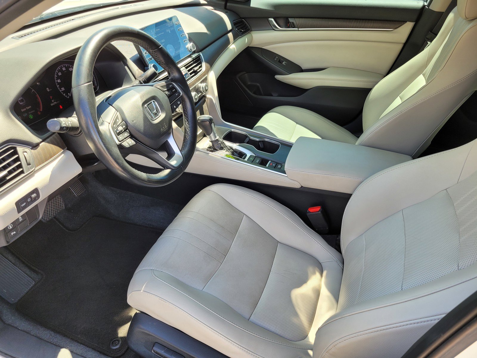 Used 2022  Honda EX-L image 15