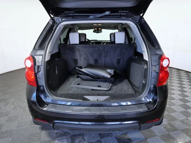 Used 2015 Black Chevrolet LT image 9