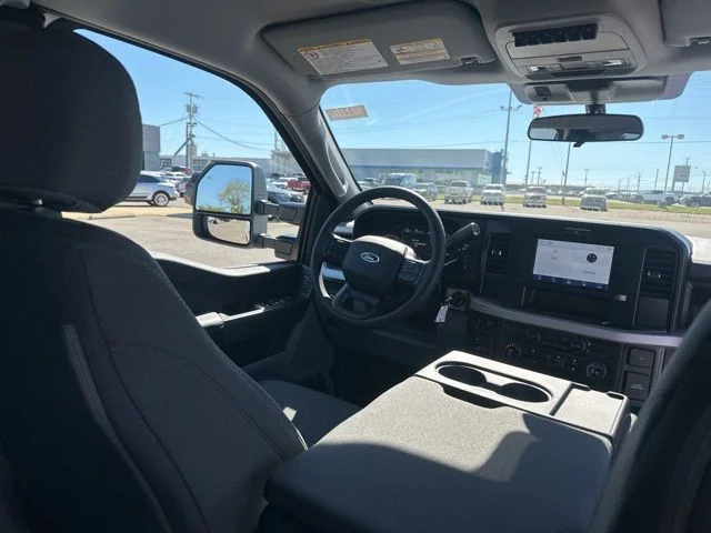 2026 Ford F-350 Super Duty XL - Photo 16