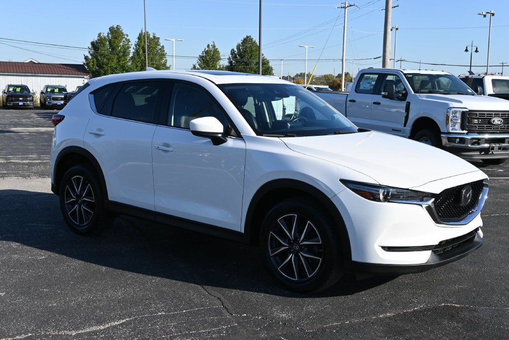 Used 2017 Snowflake White Pearl Metallic Mazda Grand Touring image 7