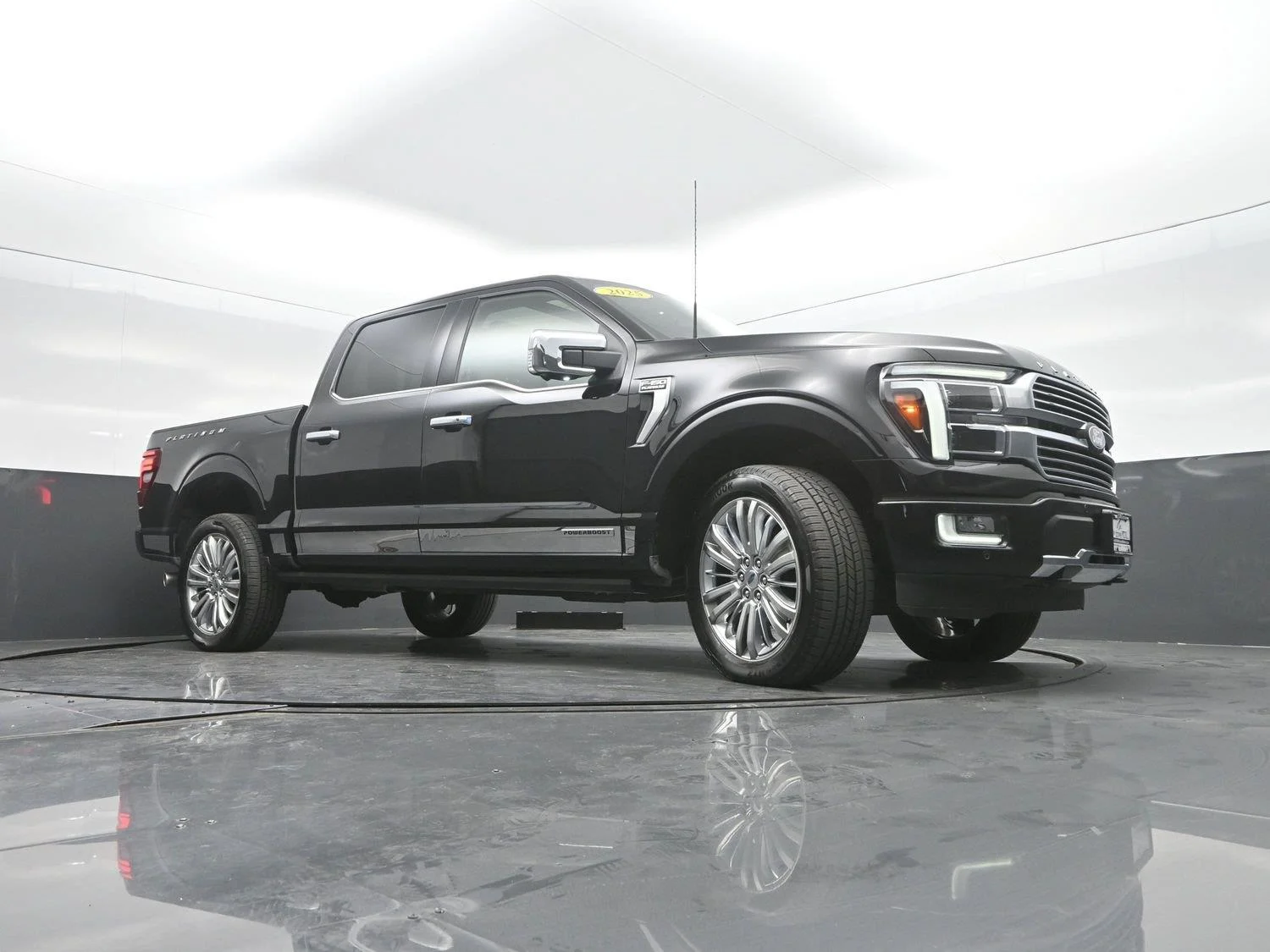 Used 2025 Agate Black Ford Platinum image 44