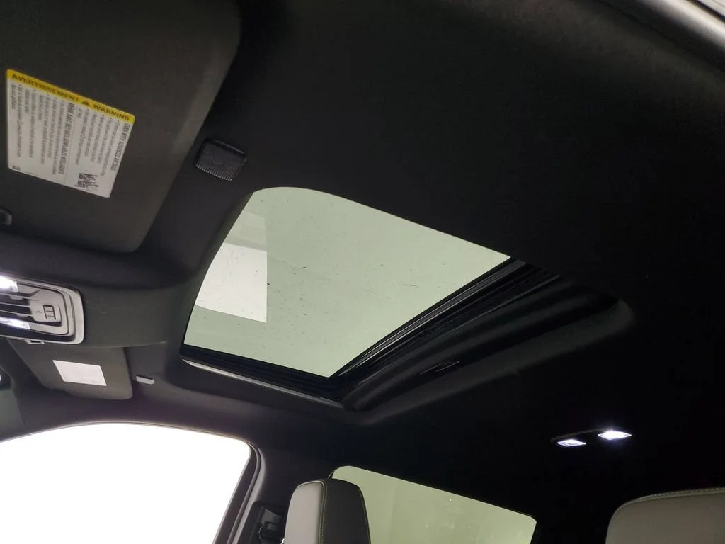 Used 2024 Black Chevrolet ZR2 image 32