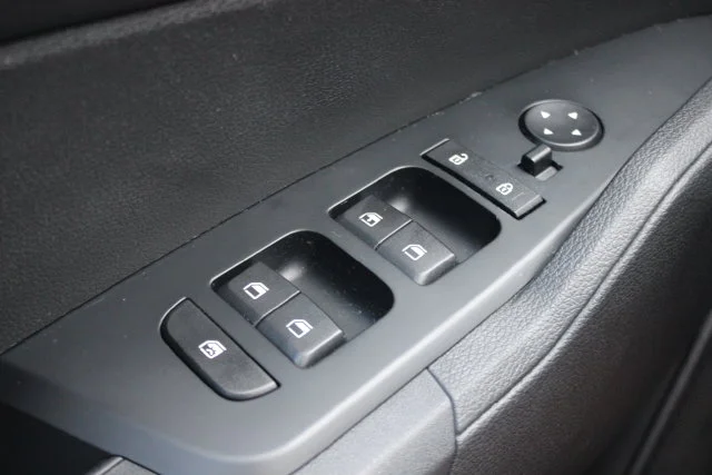 Used 2023 White Kia LX image 18