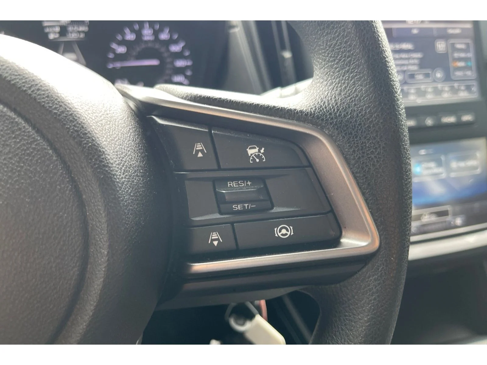 Used 2024 CRYSTAL BLACK SIL Subaru Base image 34