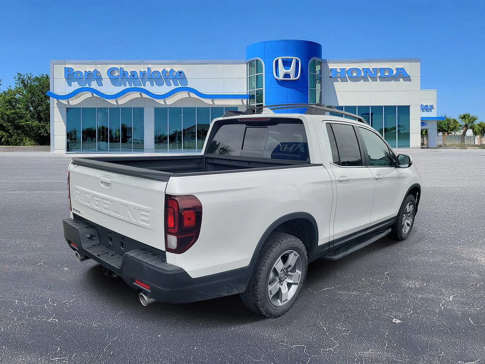 Certified Used 2026 Platinum White Pearl Honda RTL image 32