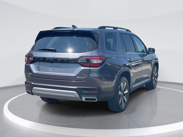 Used 2024 Crystal Black Pearl Honda Touring image 4