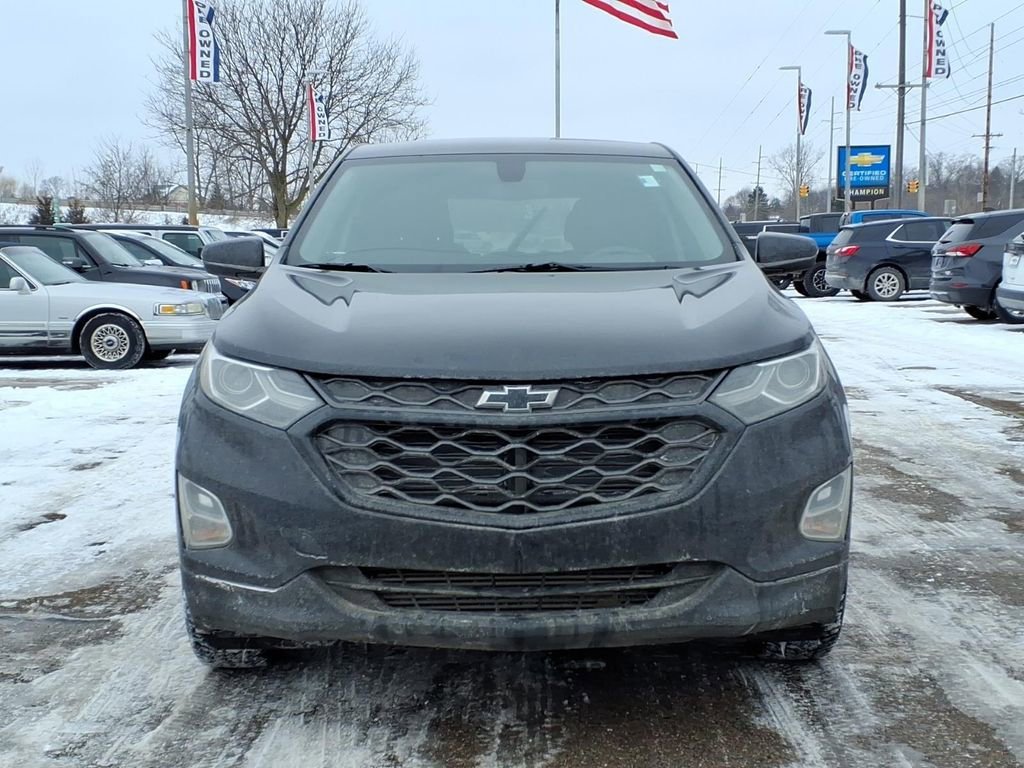 Used 2018 Chevrolet Equinox LT with VIN 2GNAXJEV6J6282218 for sale in Howell, MI