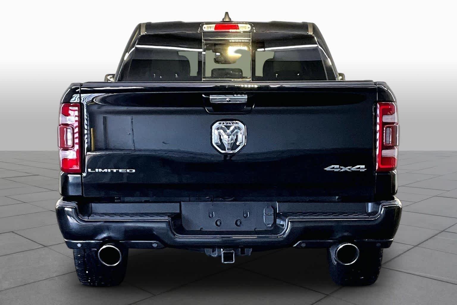 Used 2022 Diamond Black Crystal P/C Ram Limited image 5