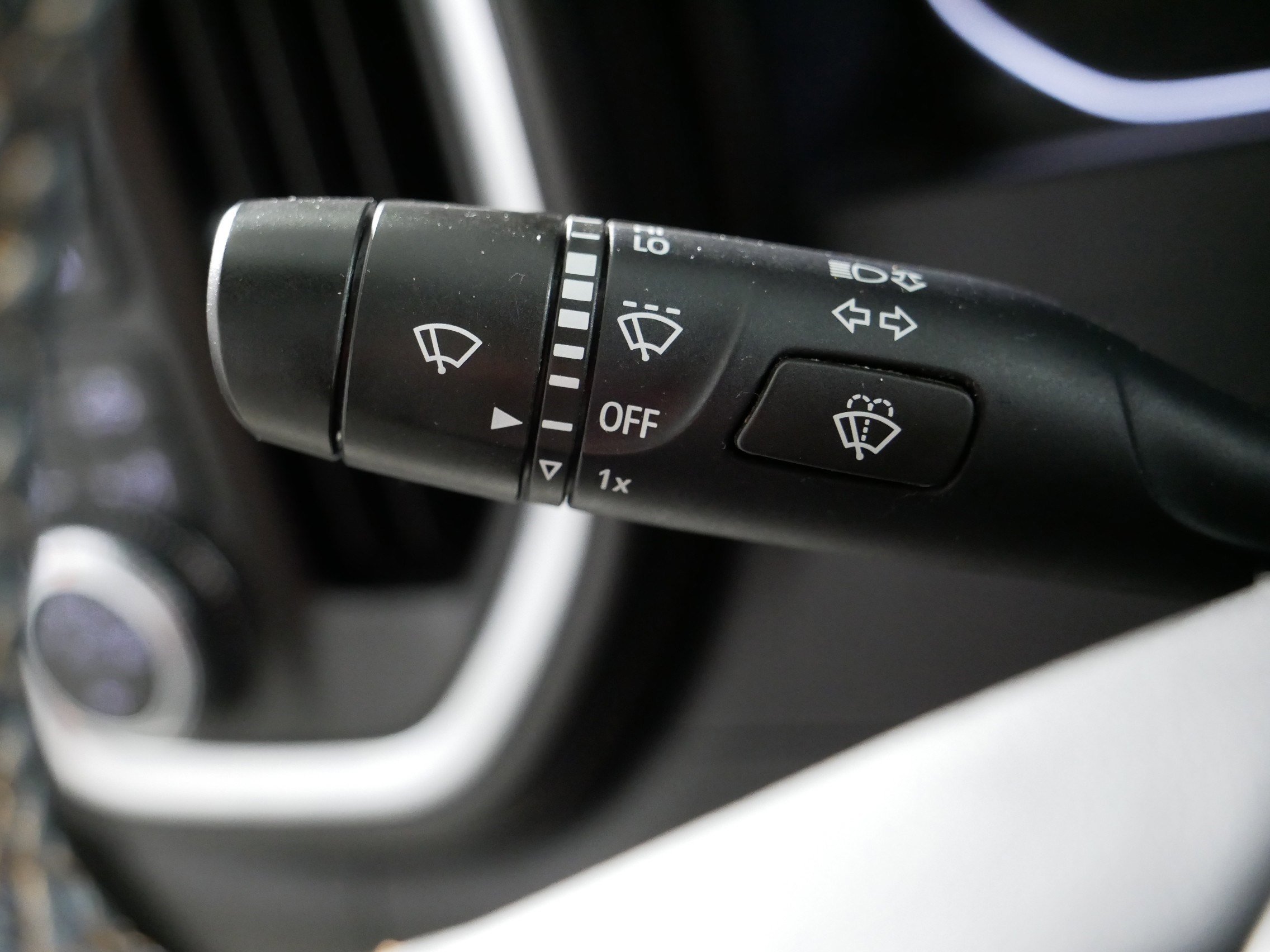 Used 2021 Black GMC AT4 image 32