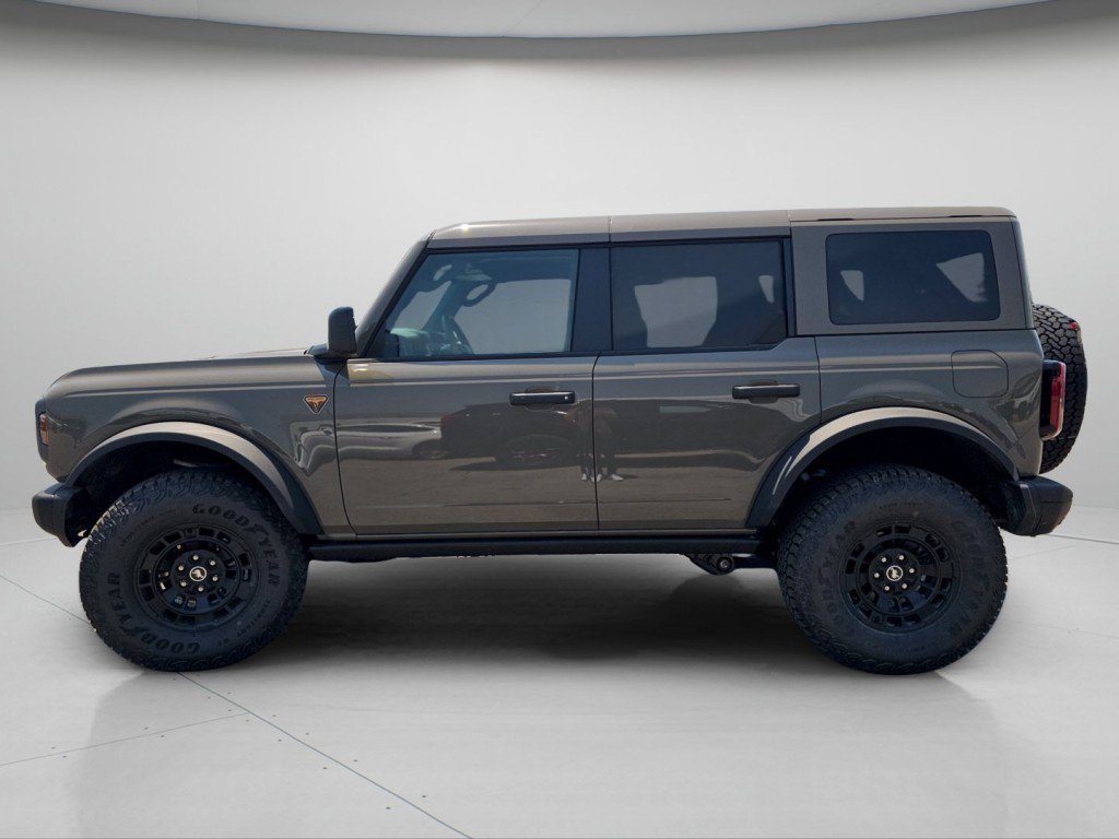 New 2026 Marsh Gray Ford Badlands image 23