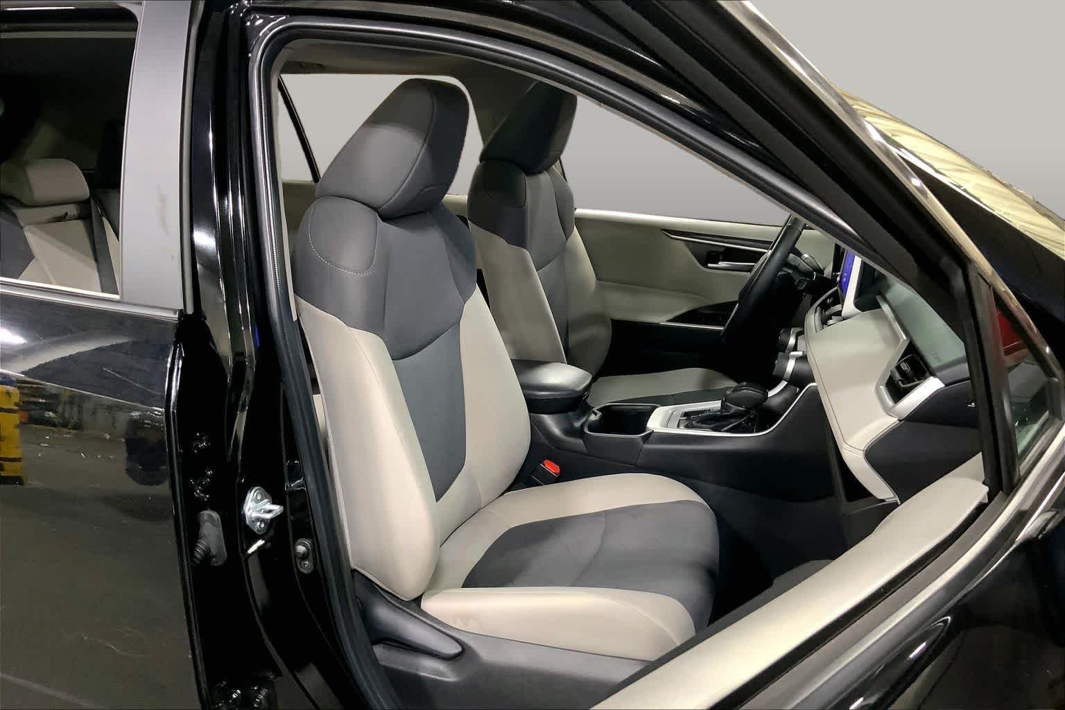 Used 2024 Midnight Black Metallic Toyota XLE image 9