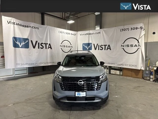 2026 Nissan Pathfinder Platinum 2WD's photo