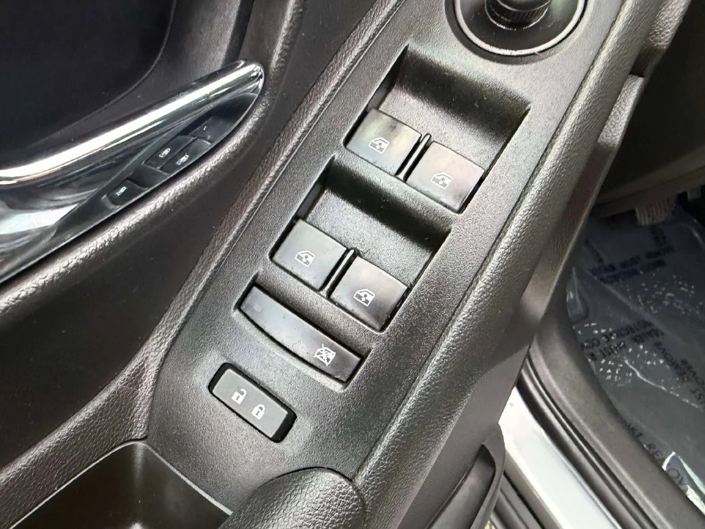 Used 2020 Gray Chevrolet LS image 19