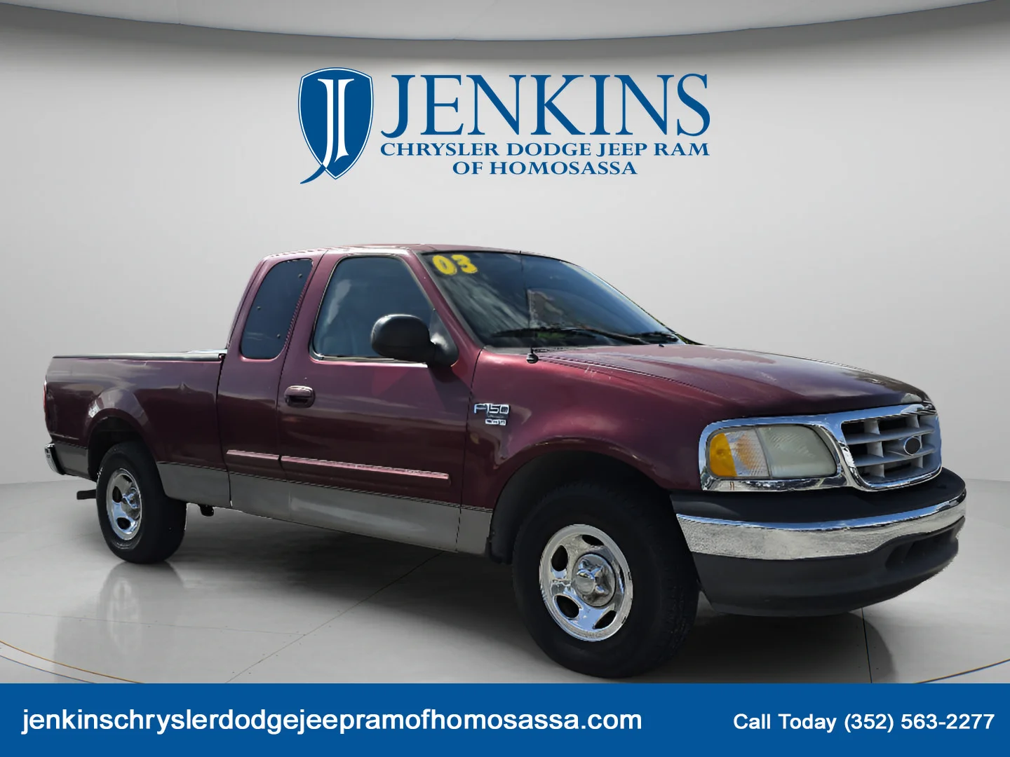 Used 2003 Red Ford  image 2