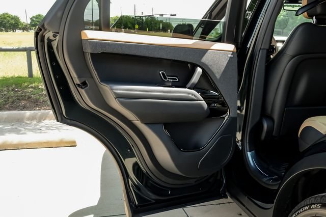 New 2026  Land Rover Dynamic SE image 52