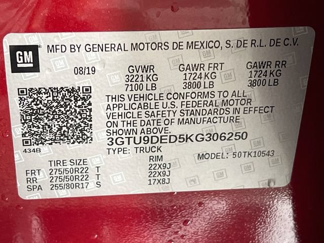 Used 2019 RED QUARTZ TINTCOAT GMC SLT image 12