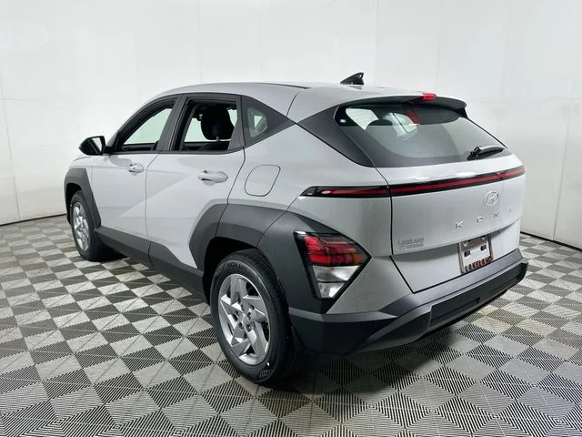 New 2026 Gray Hyundai SE image 5